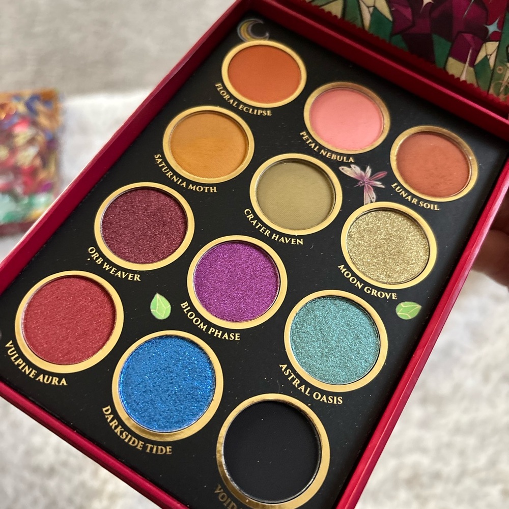Kat Von D Moon Garden Eyeshadow Palette - Picture 3 of 5
